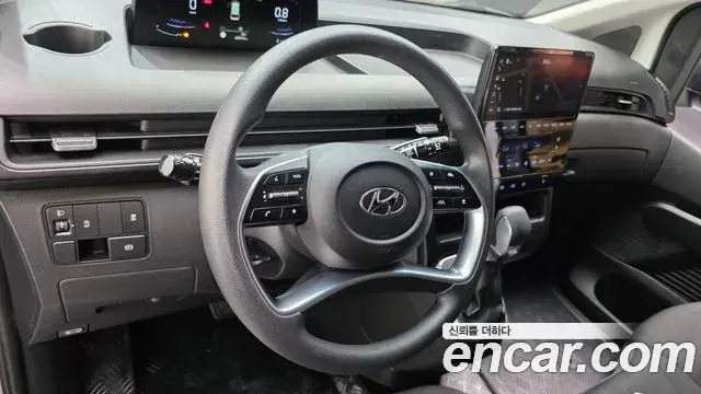 Hyundai Staria 2021 — Фото 12/20