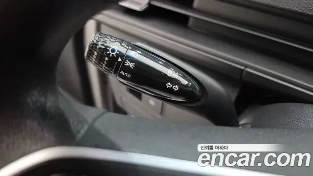 Hyundai Staria 2021 — Фото 15/20