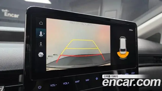 Hyundai Staria 2021 — Фото 16/20