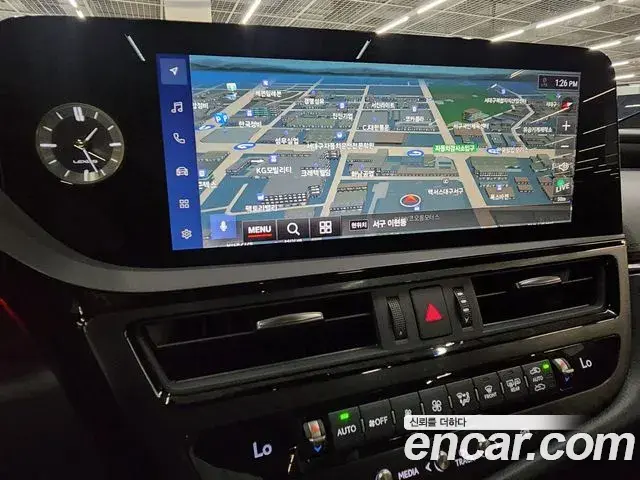 Lexus ES300h 2026 — Şəkil 17/20