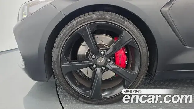 Genesis G70 2020 — Şəkil 22/35