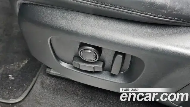Land Rover Range Rover Sport 2019 — Photo 7/35
