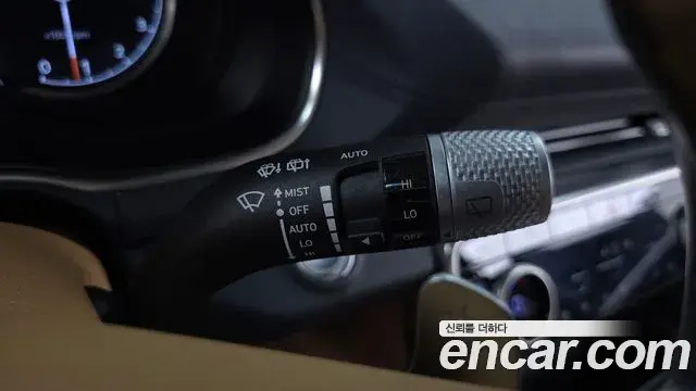 Genesis GV80 2023 — Şəkil 18/32