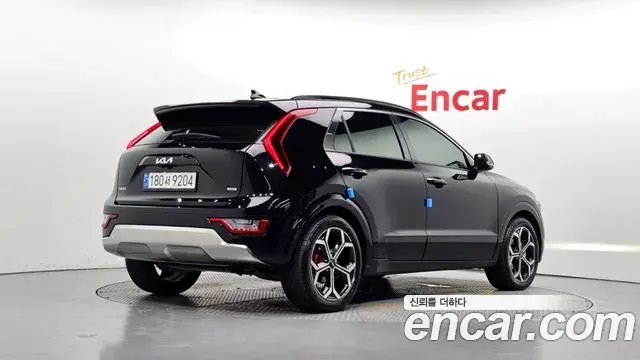 Kia Niro 2025 — Фото 2/20