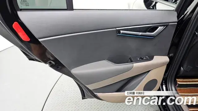 Kia Niro 2025 — Şəkil 10/32