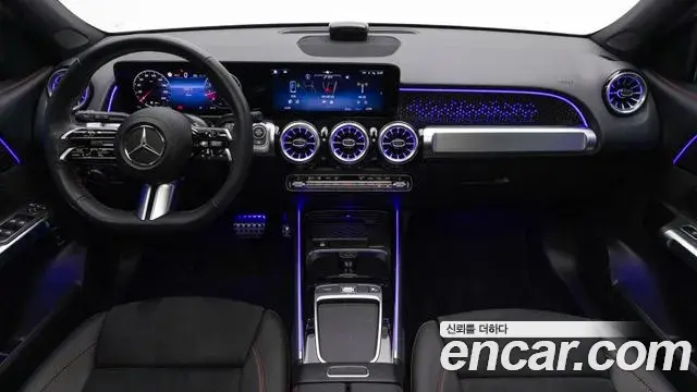 Mercedes-Benz GLB-Class 2025 — Фото 11/20