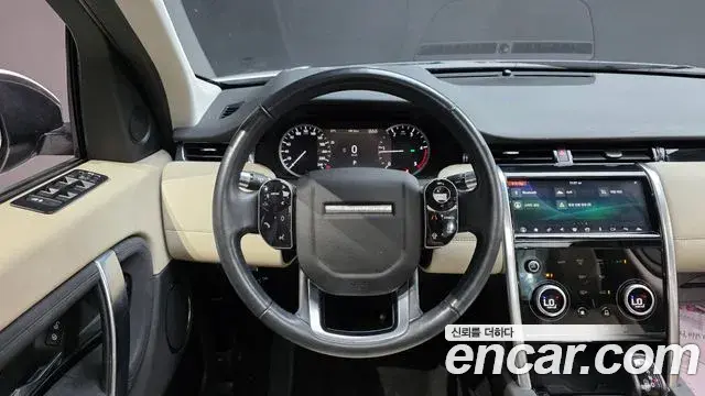 Land Rover Discovery Sport 2020 — Фото 13/20