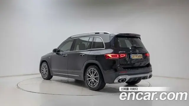 Mercedes-Benz GLB-Class 2022 — Фото 2/20