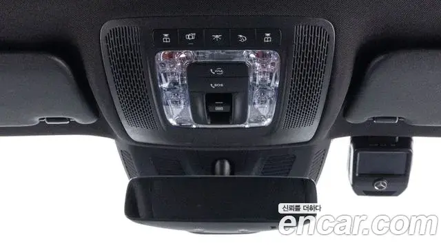 Mercedes-Benz GLB-Class 2022 — Фото 16/20