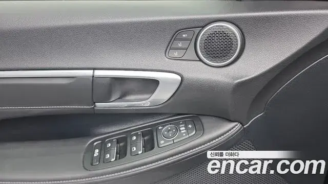 Hyundai Sonata 2019 — Фото 11/20