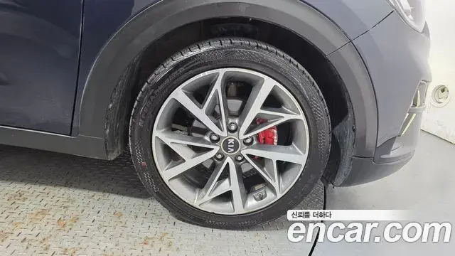 Kia Niro 2019 — Photo 23/34