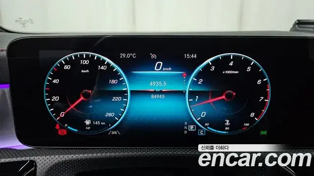 Mercedes-Benz CLA-Class 2021 — Фото 8/20