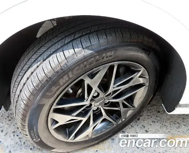 Genesis GV70 2024 — ფოტო 9/20