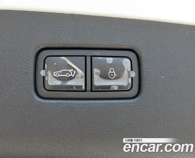 Genesis GV70 2024 — ფოტო 19/20