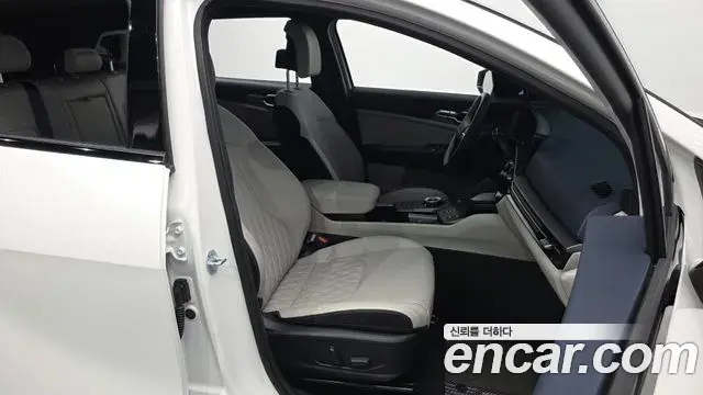 Kia Sportage 2025 — Photo 2/30