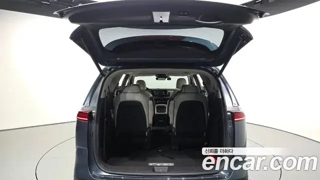 Kia Carnival 2021 — Фото 20/20