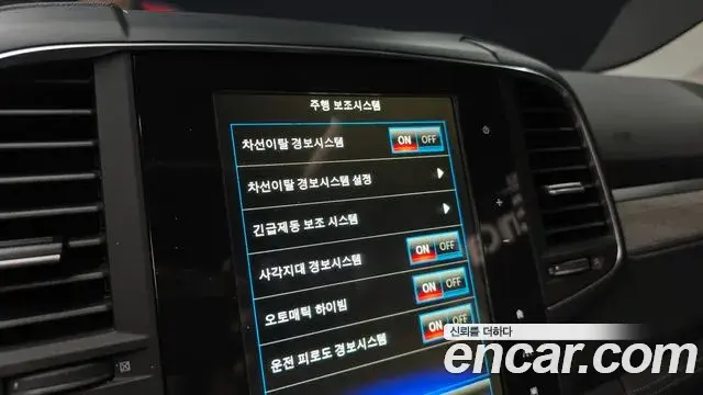 Renault Samsung QM6 2021 — ფოტო 19/33