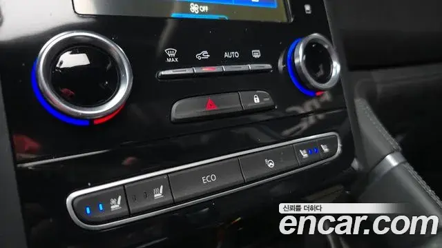 Renault Samsung QM6 2021 — ფოტო 12/33