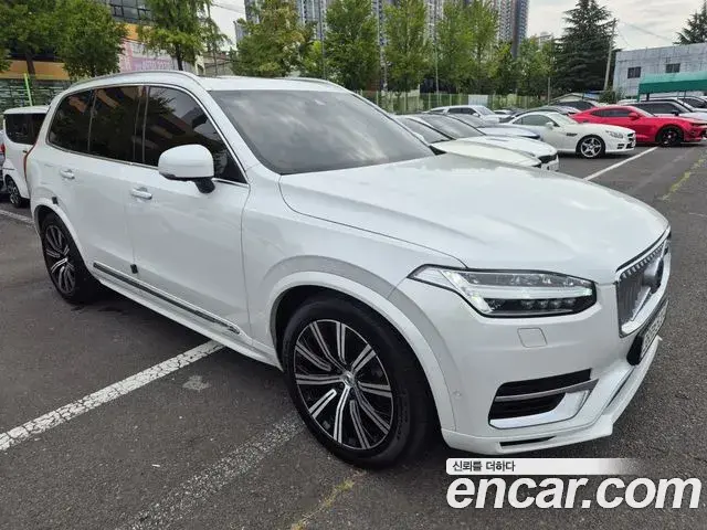 Volvo XC90 2021 — Фото 2/20
