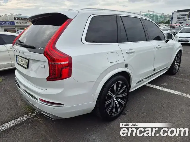 Volvo XC90 2021 — Фото 3/20