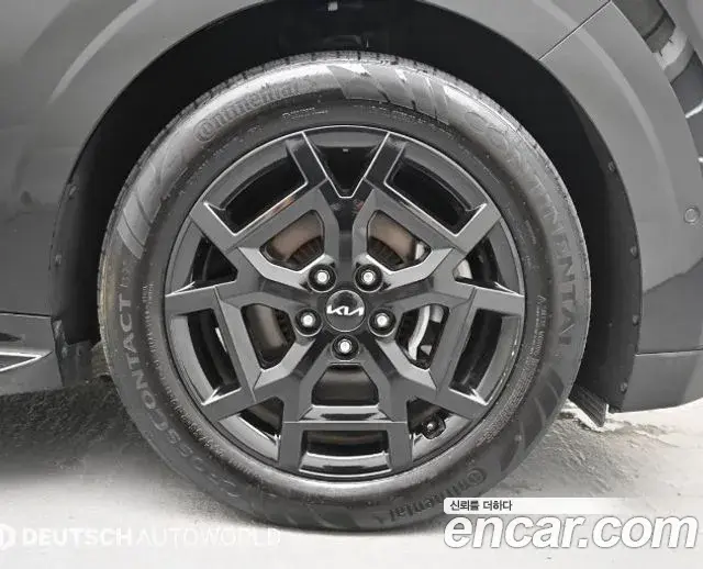 Kia Carnival 2024 — Photo 4/20