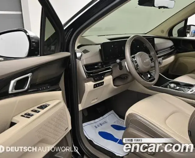 Kia Carnival 2024 — Photo 10/20