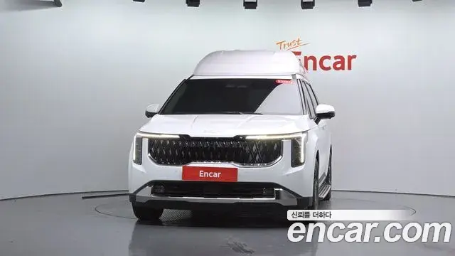 Kia Carnival 2024 — ფოტო 30/31