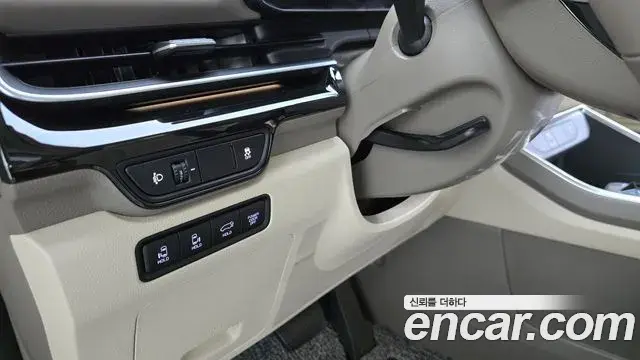 Kia Carnival 2024 — ფოტო 31/31