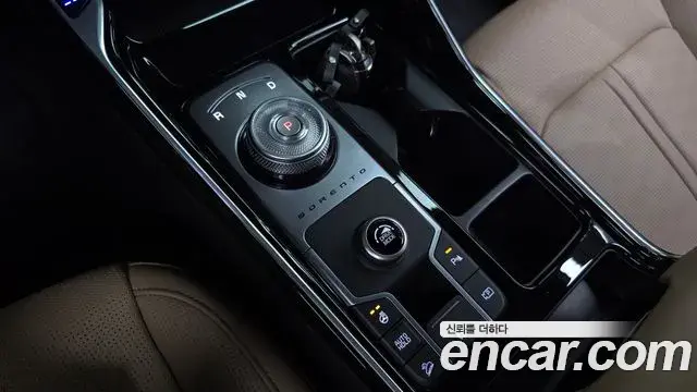 Kia Sorento 2025 — Фото 9/20
