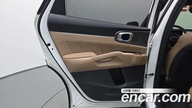 Kia Sorento 2025 — ფოტო 35/38