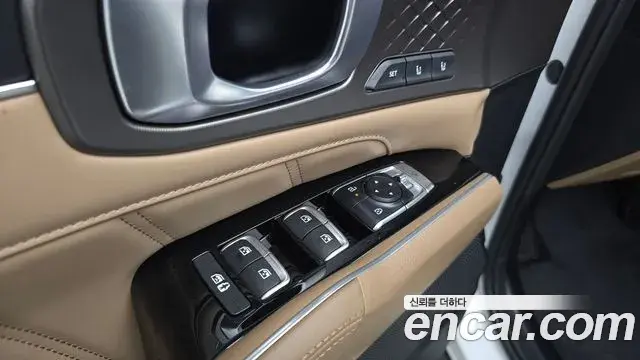 Kia Sorento 2025 — ფოტო 10/38