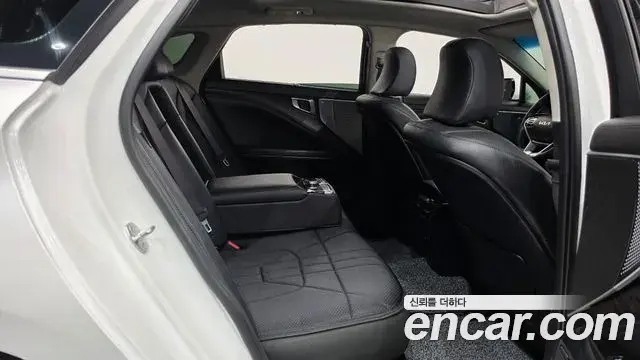 Kia K8 2023 — Photo 20/20