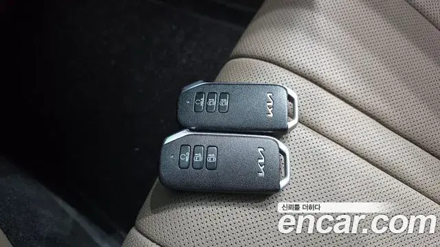 Kia K8 2021 — Photo 11/20