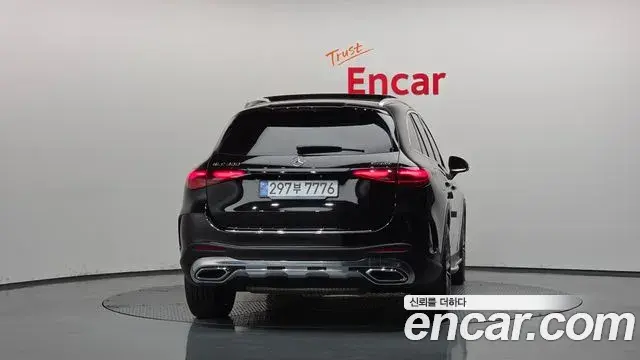 Mercedes-Benz GLC-Class 2024 — Фото 4/20