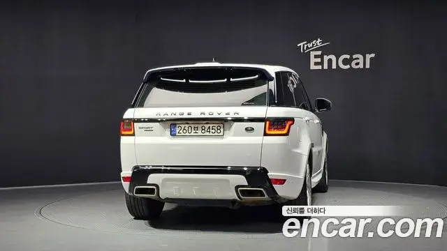 Land Rover Range Rover Sport 2018 — Фото 4/20