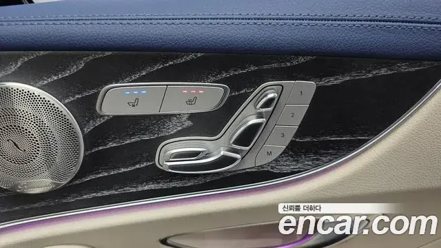 Mercedes-Benz E-Class 2021 — Фото 19/20