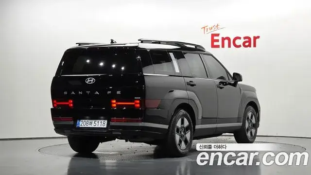 Hyundai Santa Fe 2024 — Фото 2/20