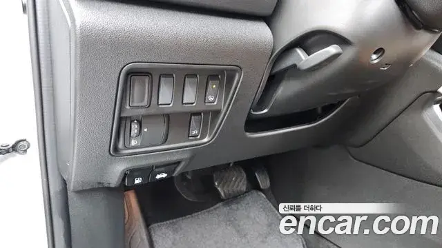 Renault Samsung QM6 2023 — Photo 16/32