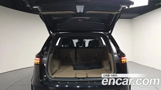 Renault Samsung Grand Koleos 2025 — Photo 3/35