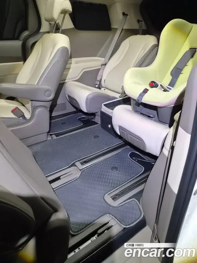 Kia Carnival 2022 — Фото 6/12