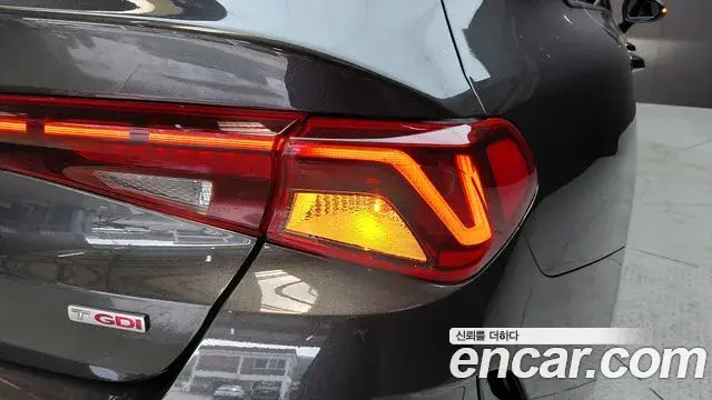 Kia K5 2021 — Photo 13/31