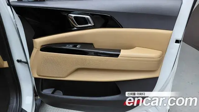 Kia Carnival 2022 — Şəkil 34/34