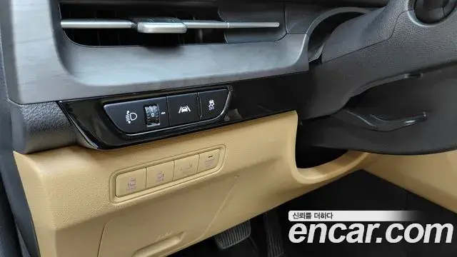 Kia Carnival 2022 — Şəkil 12/34