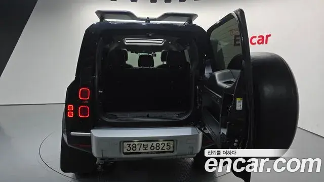 Land Rover Defender 2020 — Фото 20/20