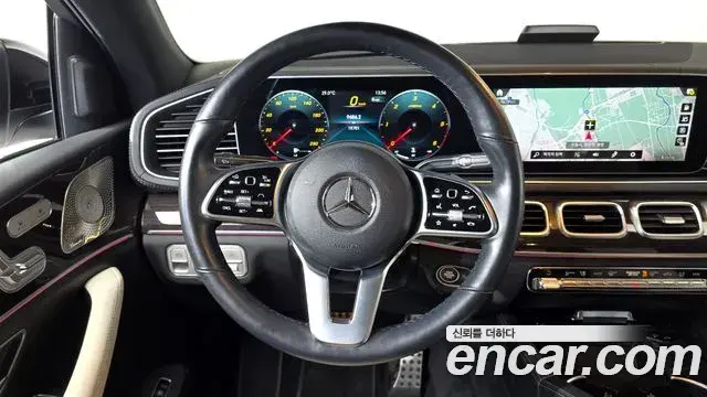 Mercedes-Benz GLE-Class 2022 — Фото 13/20