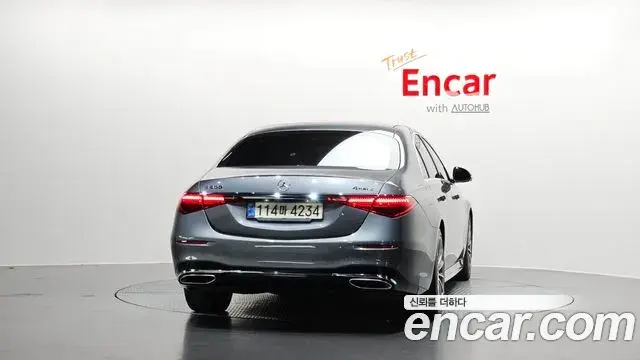 Mercedes-Benz S-Class 2022 — Photo 4/20