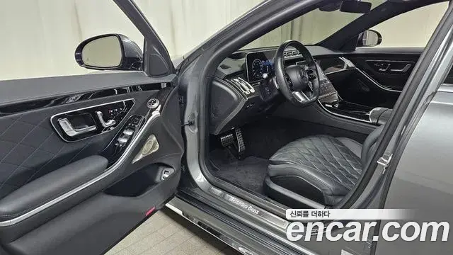 Mercedes-Benz S-Class 2022 — Photo 10/20