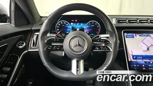 Mercedes-Benz S-Class 2022 — Photo 14/20