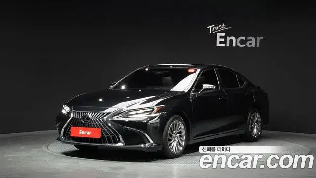 Lexus ES300h 2023 — ფოტო 3/36