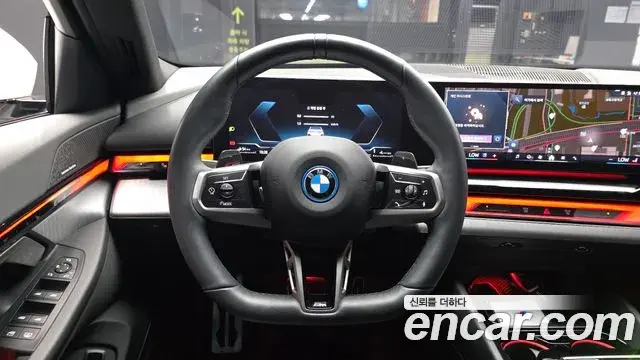 BMW 5 Series 2024 — Фото 13/20